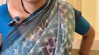Bhabhi Ji Live in New Flat Gave a Gift to Neighbor Devar Ji