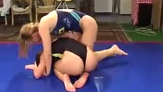 wrestling girls