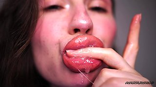 Drool Collector, Smoking Nude Lips