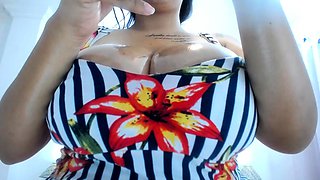 Masturbation close up Tamara big clit