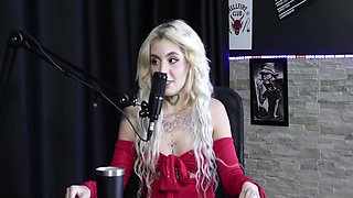 Kyra Sex And Bia Hot - A Gostosa Da Mostrando Como Se Faz Um Prolapso Anal, Toda Safada Exibindo Sua Buceta, Peitos E Cu Com A Watch On: Sheer/red)
