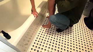 Extreme amateur pov blowjob with brunette babe