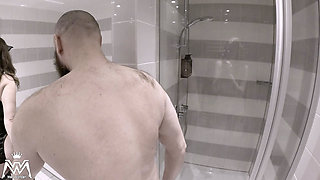 Pissing off Together Before Fucking!