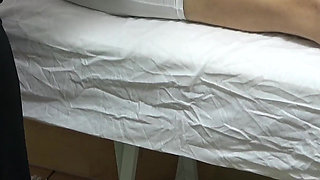 Mature Masseuse Came Home for Cock Massage