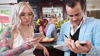 Alexis Fawx and September Reign threesome MILF porn