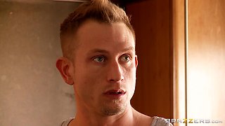 Big Butt Shelter With Bill Bailey, Madison Rose - Brazzers