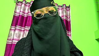Desi Aunty Fucked Hard - Big Ass & Blowjob Like Sunny Leone