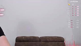 Amateur shemale tranny facialized after a blowjob