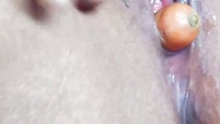Alone Girl Big Carrot Taking in Home Wife Puts Cucumber Brinjal, Carrot in Her Pussy