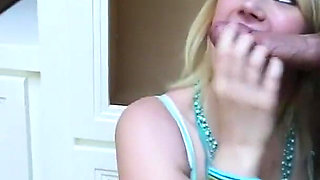 Dayna Vendetta and Siri Dahl in Threesome Sex. Watch It!