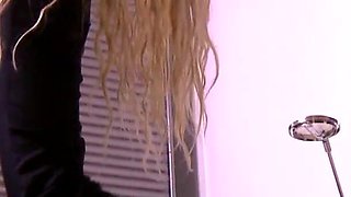 Antynia la Rouge, a super-horny blonde Girl