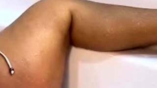 Una Ducha Relajante Contigo - SapphireHerrera Pregnant