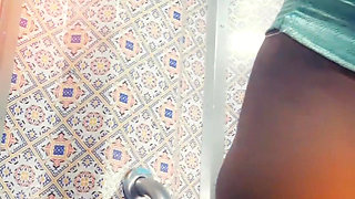 💦TRAIN TOILET TAMIL BHABHI Tamil housewife cowgirl Jennifer fuck very hard