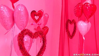 Heart Shaped Butt With Jordan Ash, Skylar Price - Brazzers