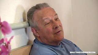 Nurse Gives Grandpa a Hardcore Blowjob and Cum in Mouth - HD Video