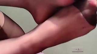 Cosplay Black Stockings and High Heels, a Sexy and Alluring Police Officer, Can You Still Get up and Go to Work Tomorrow?