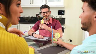 Beautiful porn mom Cherie Deville adult perverted clip