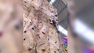 Sexy amateur babe's first rock climbing training session