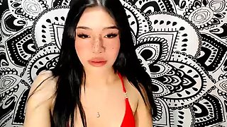 Romanian amateur webcam teen masturbate