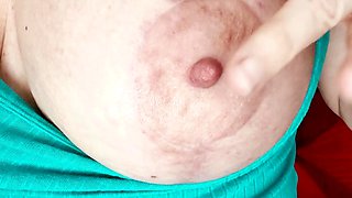 Masturbation close up Tamara big clit
