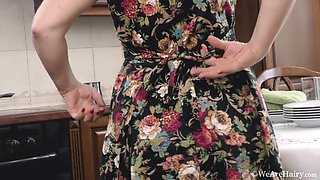 Russian hairy MILF solo masturbation