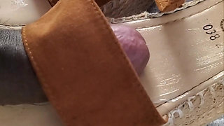 mechanic found college student wedge heels in  van