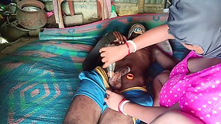 Bhabhi gives handjob to her devar with some serious action