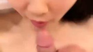 The best beauty has just entered the sea! The friend who uses lotion to get fucked! Gentle and sweet on the outside, hairy and slutty holes rubbing, riding your face and eating hang mouth jobs is great, and you moan with a pleasant moan in the pussy.