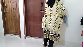 While Ayesha Bhabhi Is Sweeping Her Room, Devor Comes & Gives Her Ass Fuck - Pakistani Muslim Hijab Sex