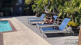 Bjraw covering Kira Noir in sperm