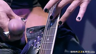 Xander's World Tour - Ep.1 With Xander Corvus, Madison Ivy - Brazzers