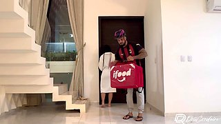 I Had Sex with a Delivery Guy Who Delivered Food to My House