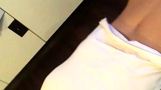 Sexy Ebony Amateur Ass Shaking