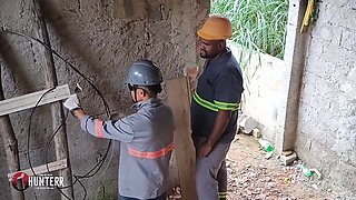 Eletricista fala que gosta de comer um cu s pra meter n