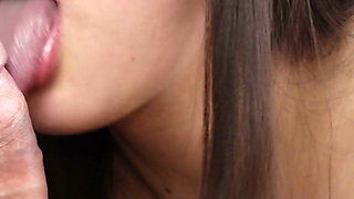 Diana Worships Cock Vacuuming Cock & Licking Frenulum