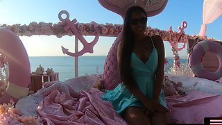 Big ass Thai GF anal after social media
