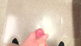 Tall Hairy Man Makes a Mess With His Huge Load