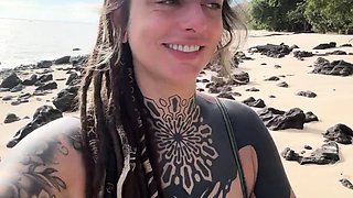 I did a delicious squirt on a deserted paradise beach