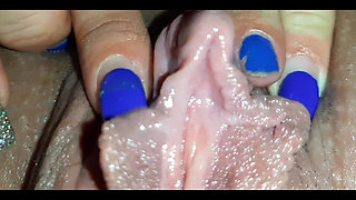 Giant Clitoris Dripping