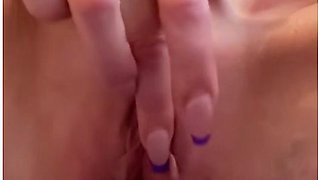 Masturbation With Family Behind The Bathroom Door - Luxury Girl