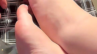 Close up Foot Fucking Small Beautiful Feet and Toes