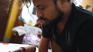 Jawan Kaamwali bai ko akela pakar kar ghar me chodana suru kar diya