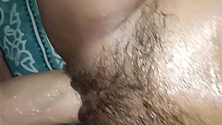 Desi chikni Chameli bhabi ki chudai ka video indan sex