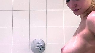 Big boobs milf masturbates with her dildo