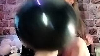 Blonde solo jerking off