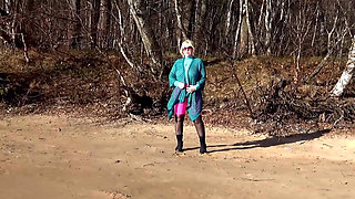 Sexy Outfit for Spring Walk.