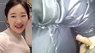 Yi Yuna Parttime Blowjob in a Toilet Enclosure