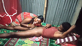 Housewife mein tel laga kar chudai ki
