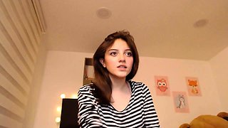 SMALL TIT BRUNETTE TATTOOED TEEN GIRLFRIEND CAUGHT IN SHOWER