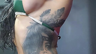 Toned Bikini Biceps and Exposed Venous Muscles